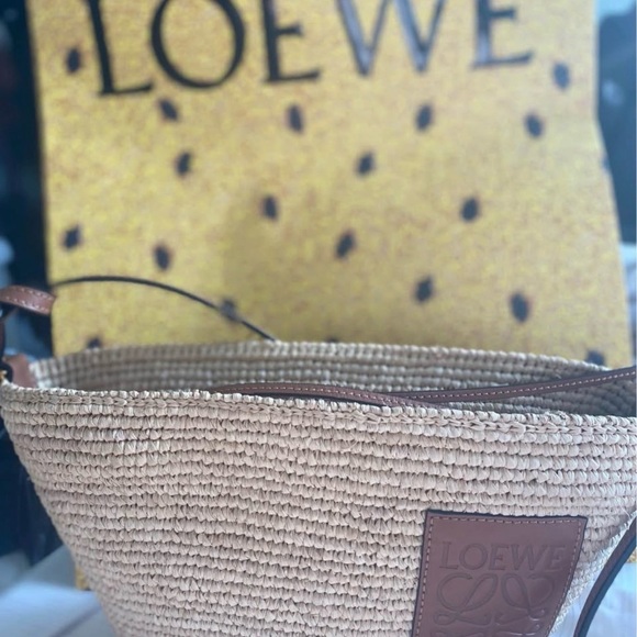 Loewe Natural Tan Raffia Crossbody Bag - Picture 4 of 5